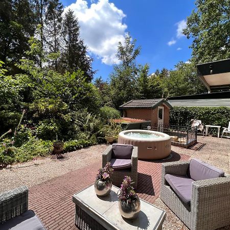 Free Standing Vacation House Garden, Private Jacuzzi, Veluwe Woods Apartment Voorthuizen Bagian luar foto