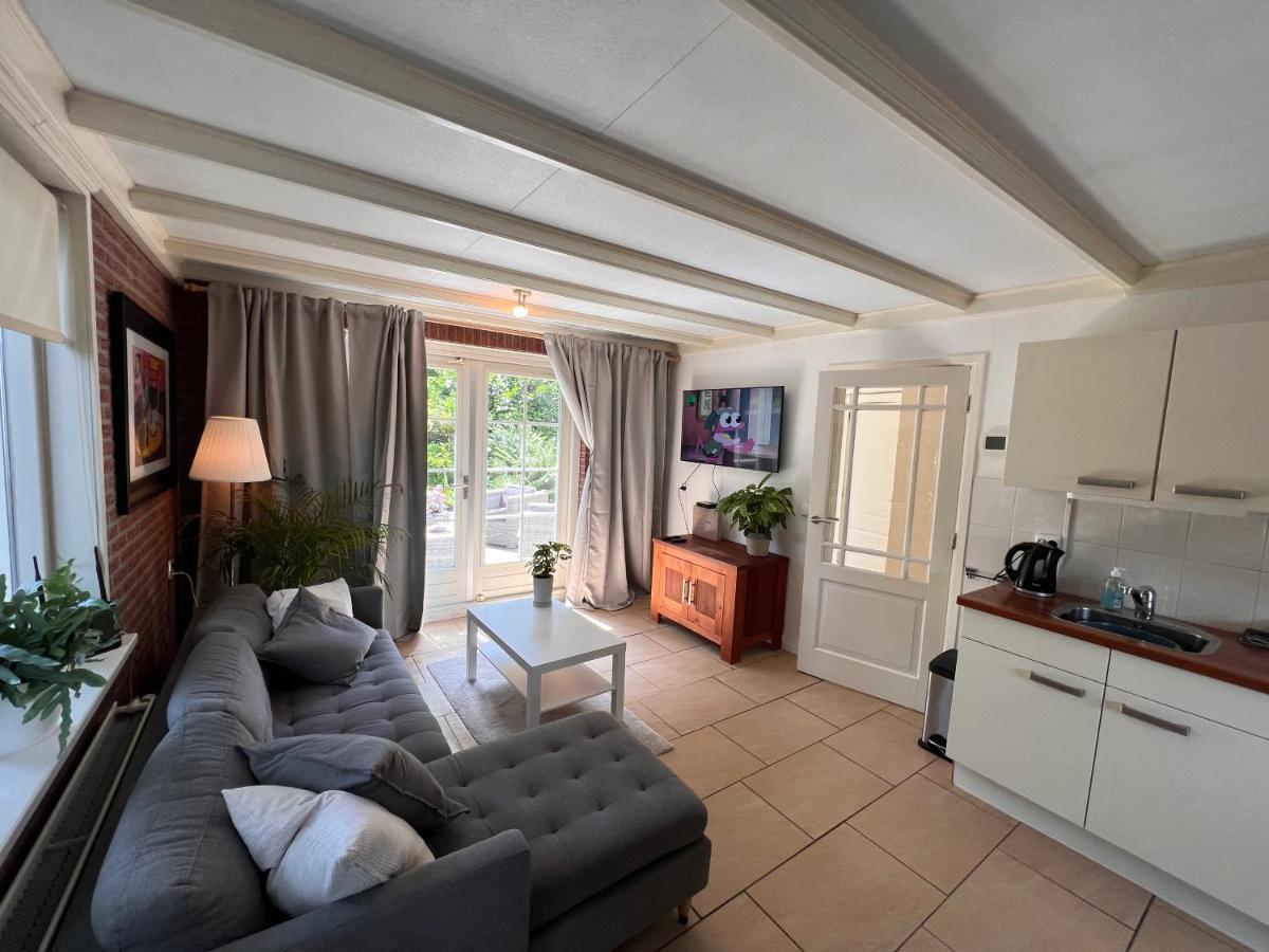Free Standing Vacation House Garden, Private Jacuzzi, Veluwe Woods Apartment Voorthuizen Bagian luar foto